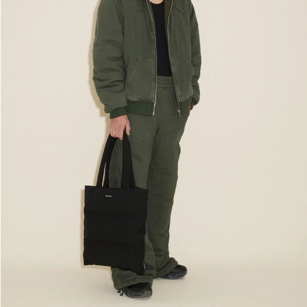 HOLZWEILER Ulriken Black Tote Bag - Picture 4 of 8